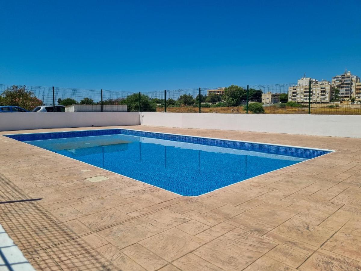 Dock Holiday Apartment Larnaca Exterior photo
